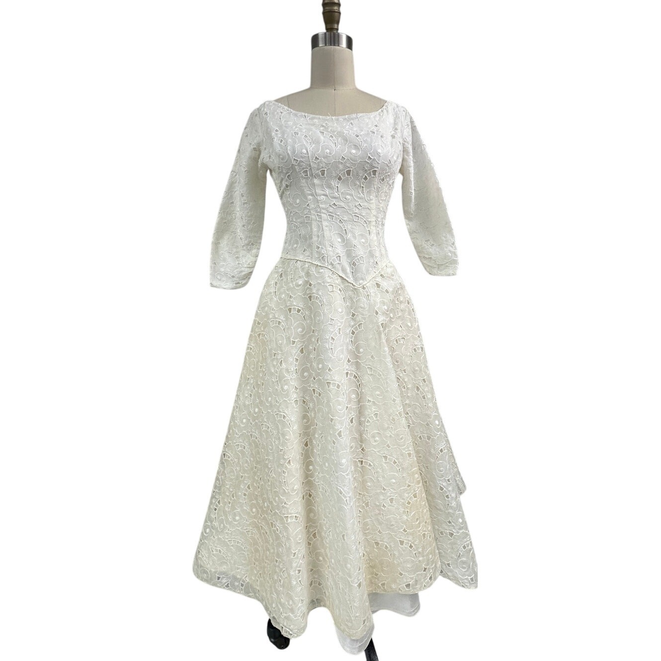 Vintage 1950s Creamy White Organdy Fit & Flare Dress Wedding Gown XS S