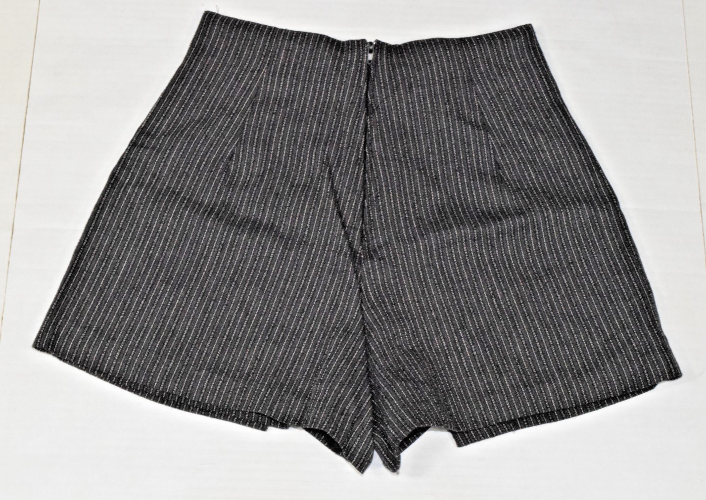Vintage Mini Skort Shorts Clothes Circuit Size 7 90s Pin Stripe Lined Made USA