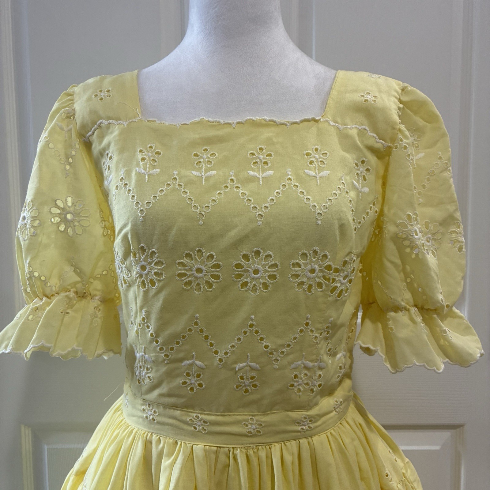 Vtg. Prairie Square Dance Dress Yellow Eyelet Lace Ruffle Handmade Small Bo Peep