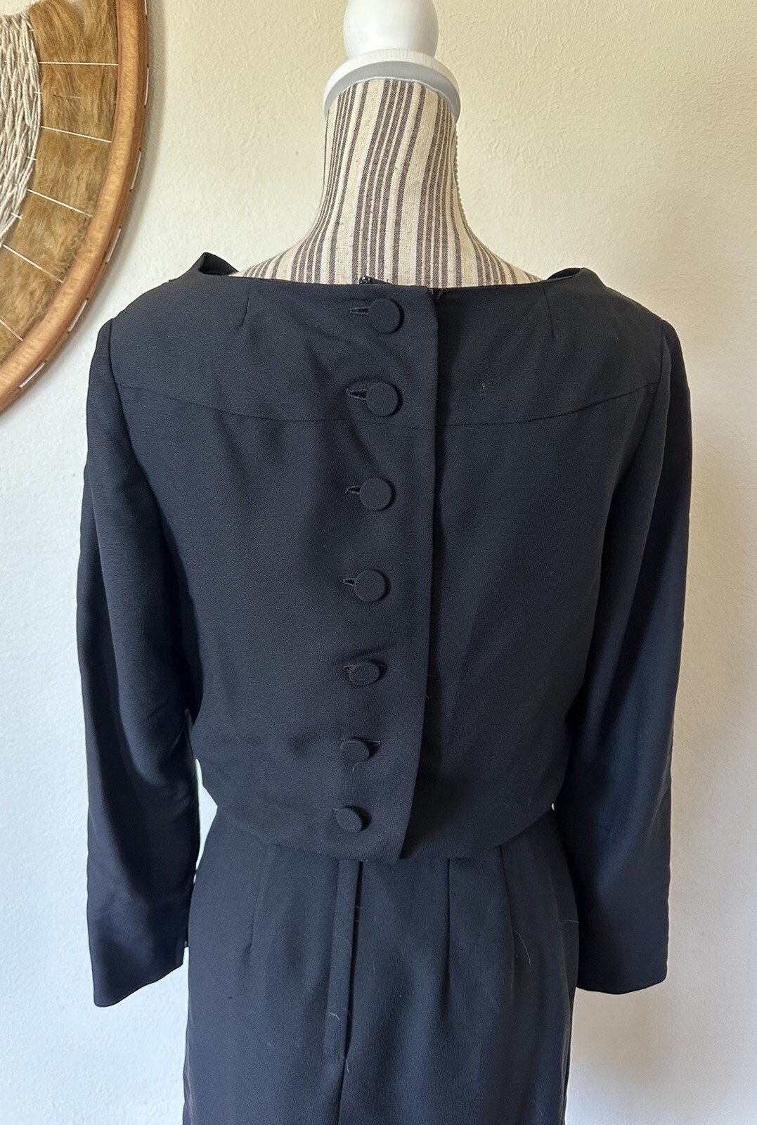 Vintage 50s Carlye Black Wiggle Dress Pinup Girl Woman’s Small