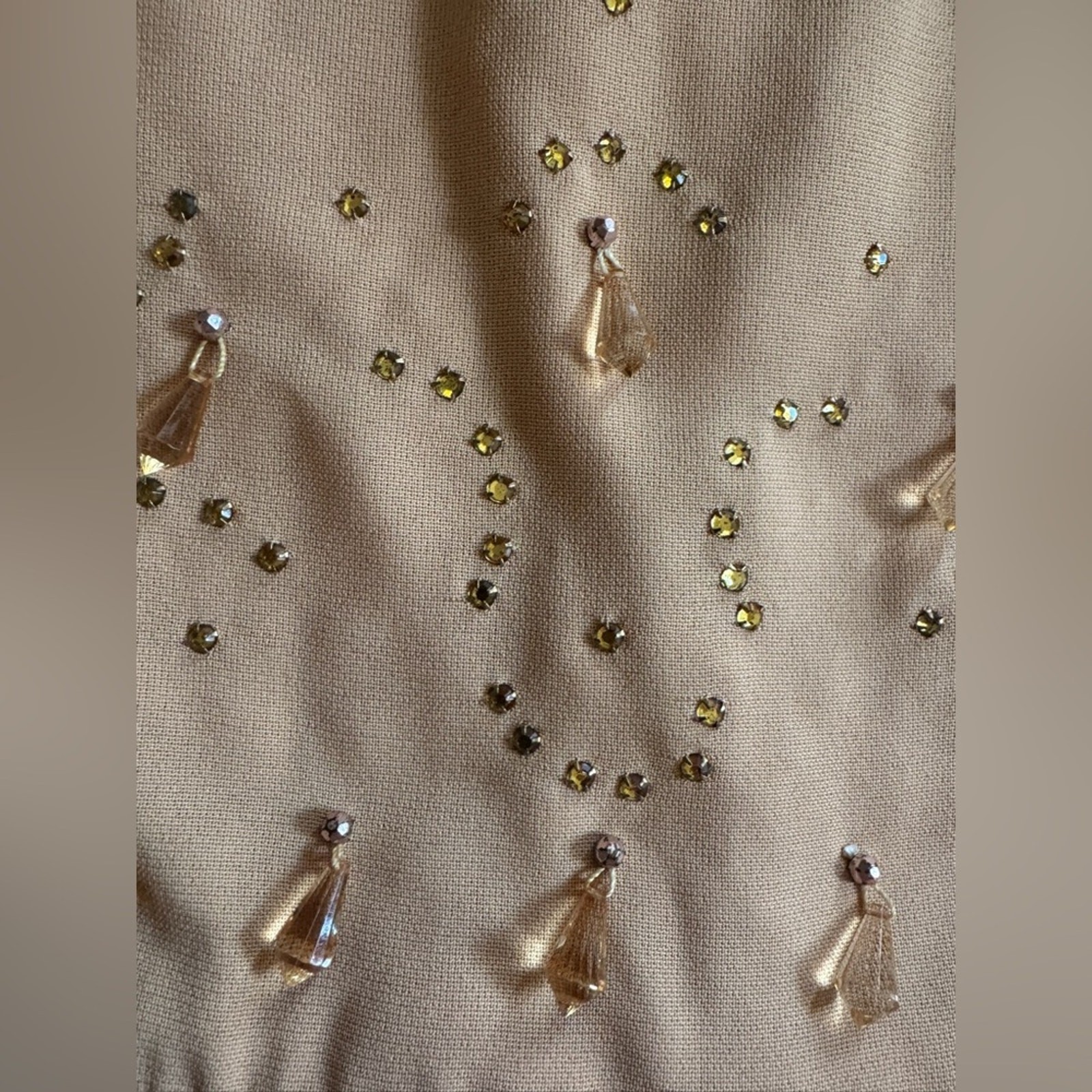50s Vintage Peach Wiggle Dress w Rhinestone Detailing Sz M