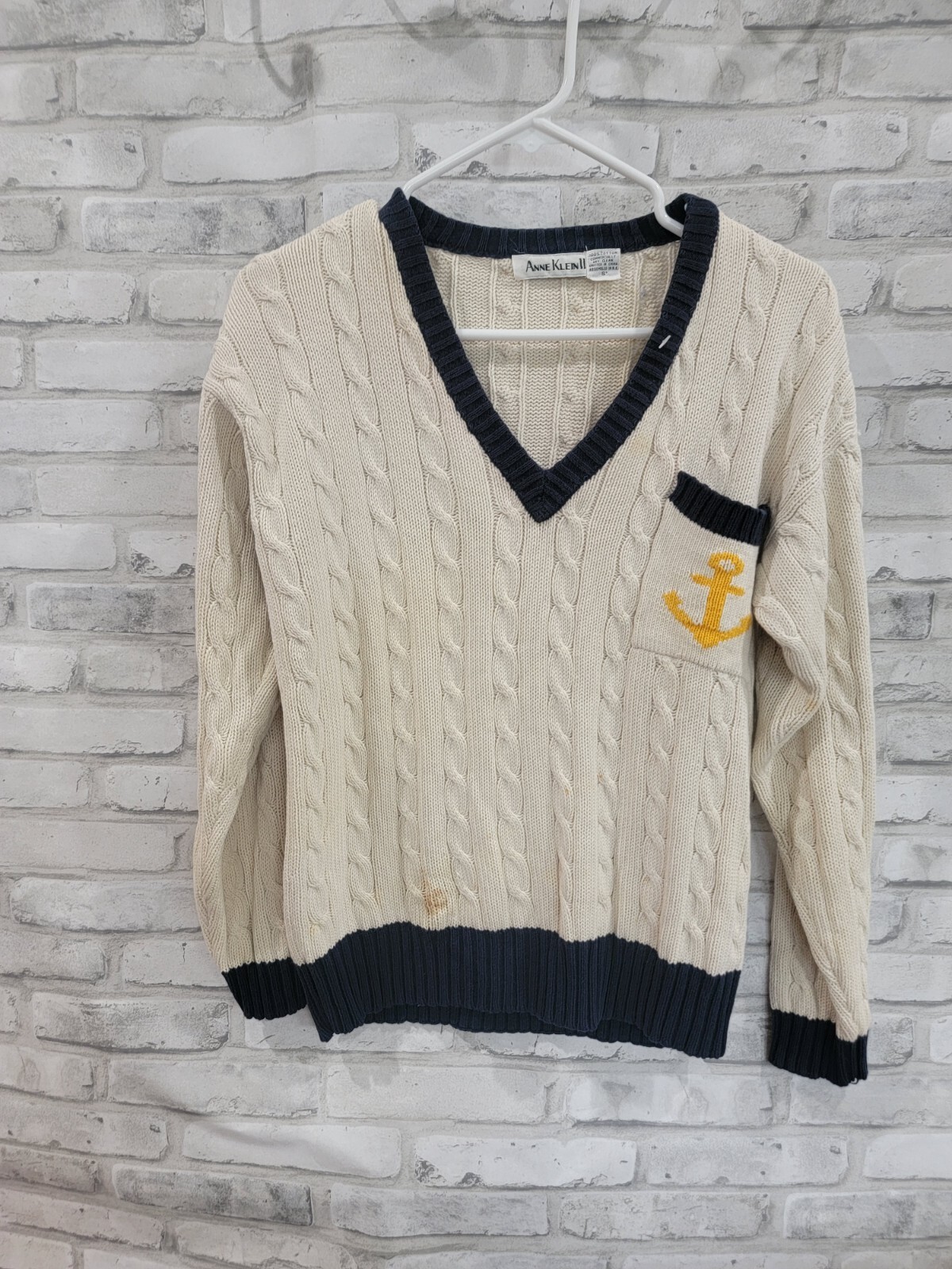 Vtg Anne Klein II Size S Cream Navy V-Neck Knit Sweater Yellow Anchor Pocket