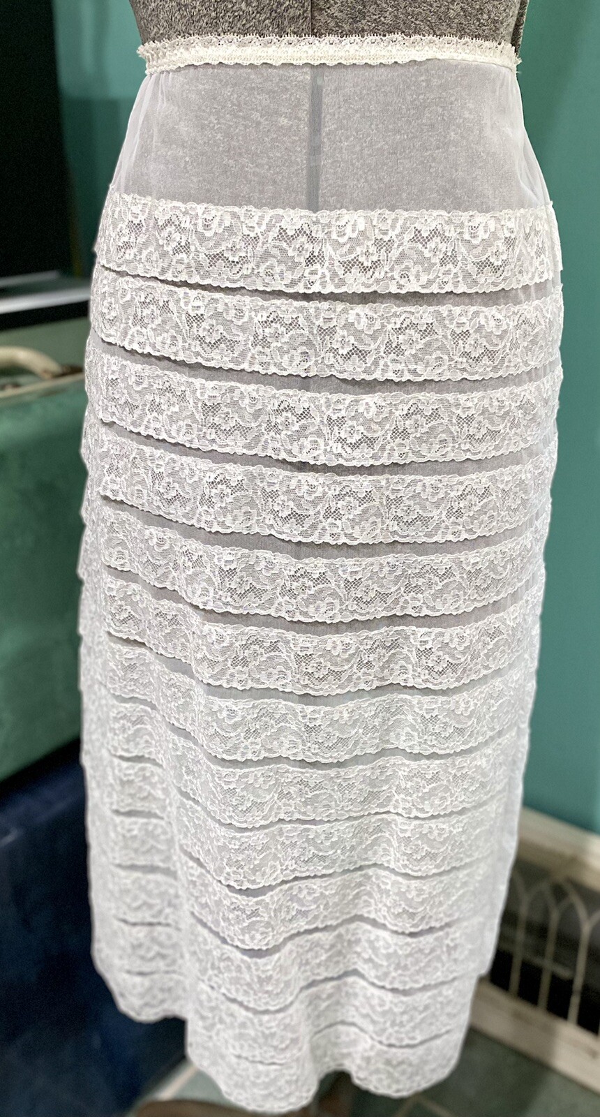 VTG 40’s/50’s Schiaparelli Paris New York White Lace Sheer Slip Skirt BEAUTIFUL