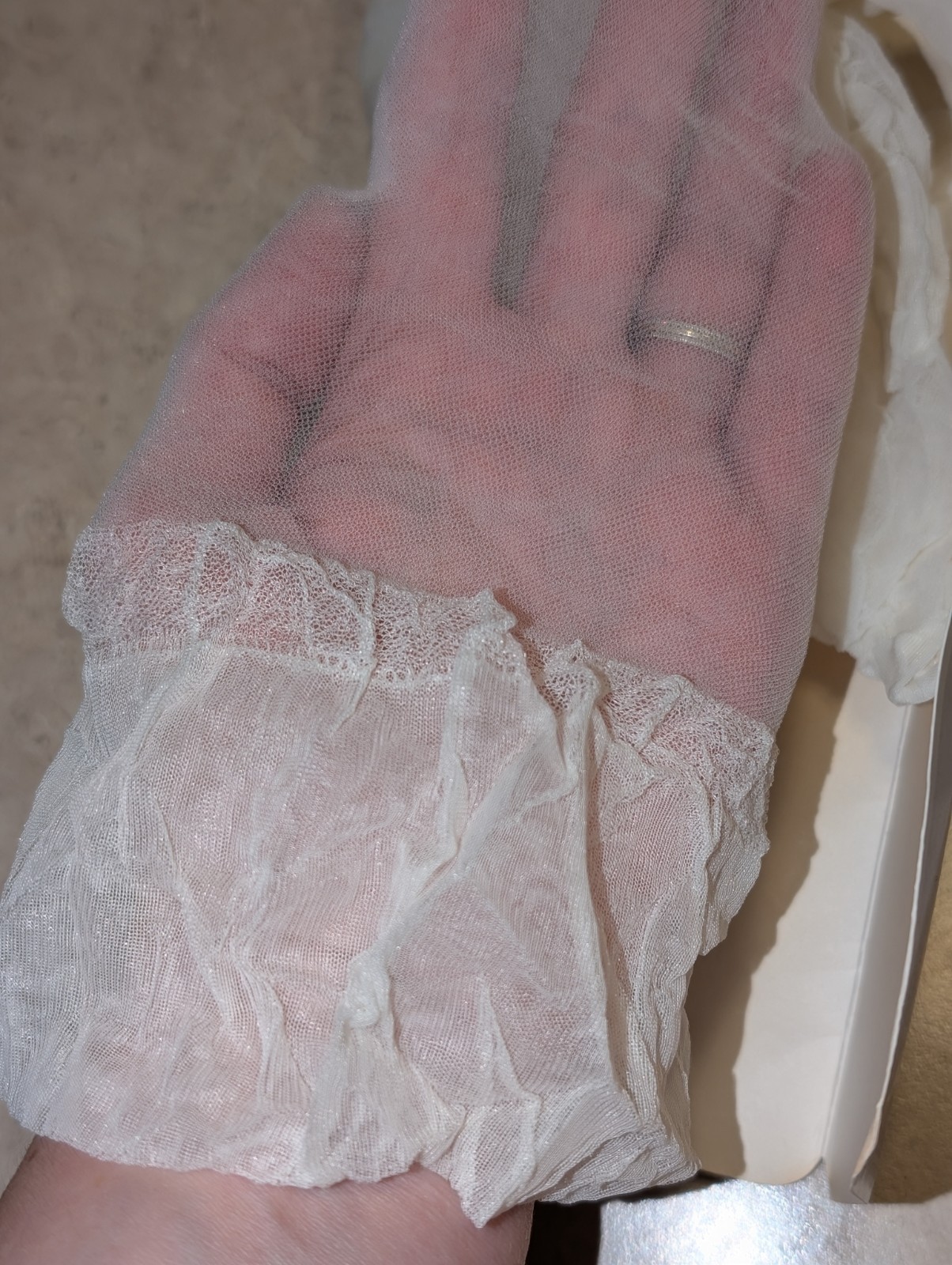 Vintage NOS 1960s White Nylon Stockings Leg Fit USA Extra Tall 11.5–12 Heel Toe