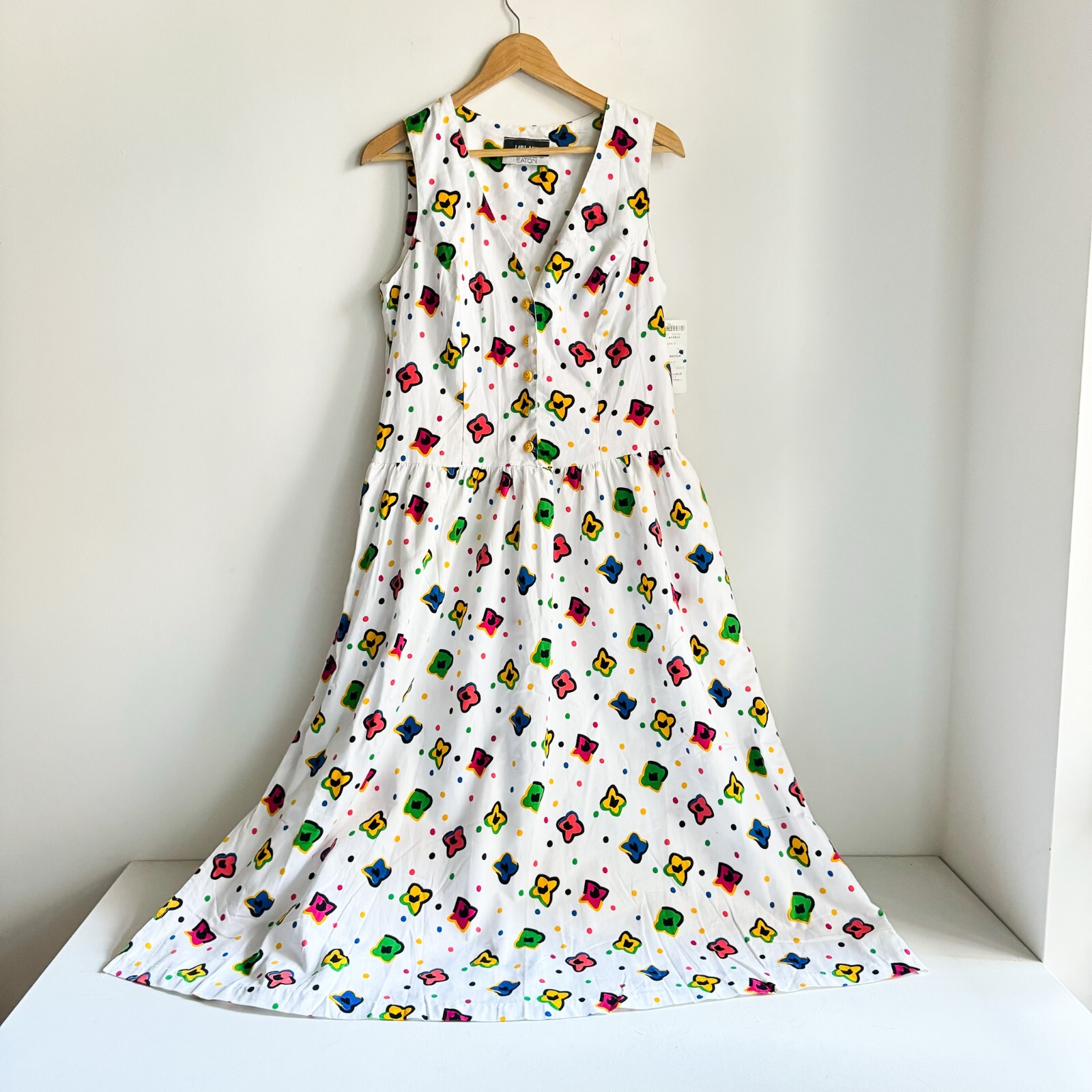 Vintage Lori Ann for Eaton’s Deadstock Floral sleeveless Midi Dress M/L