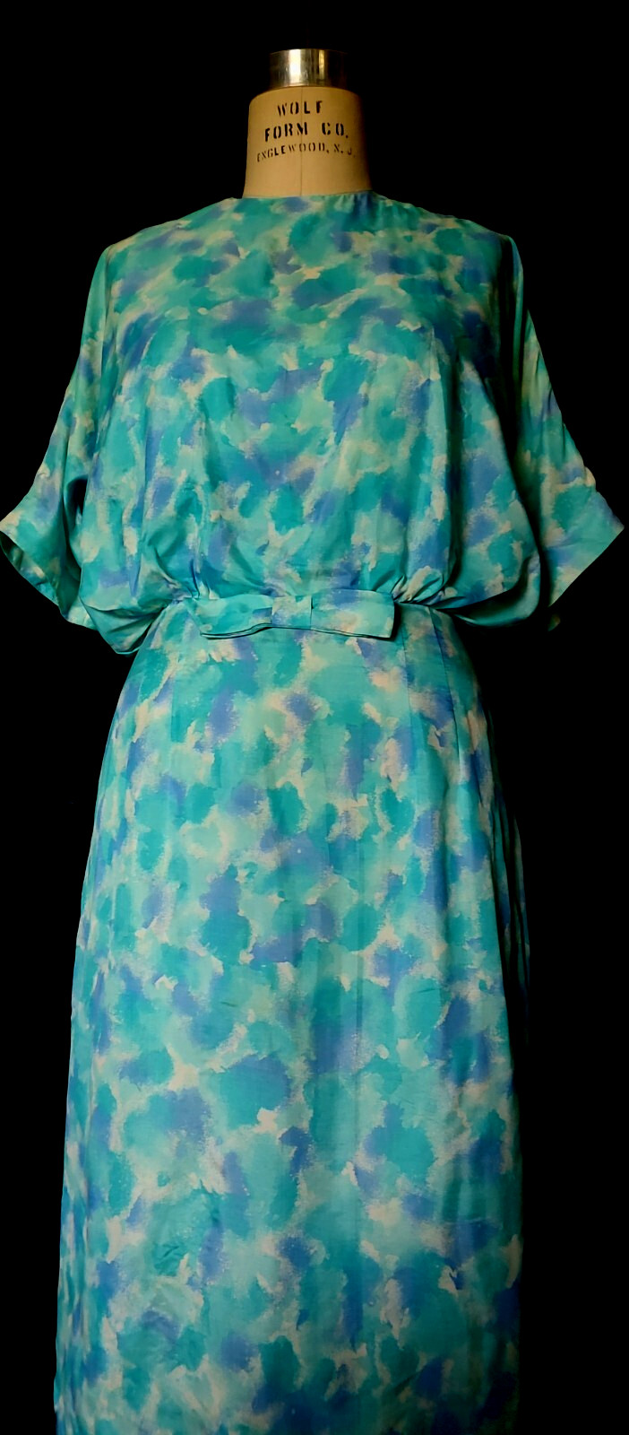 Vtg 1960s SHIRT WAIST Blouson Style DRESS, JEWEL NECKLINE pastel printed SILK