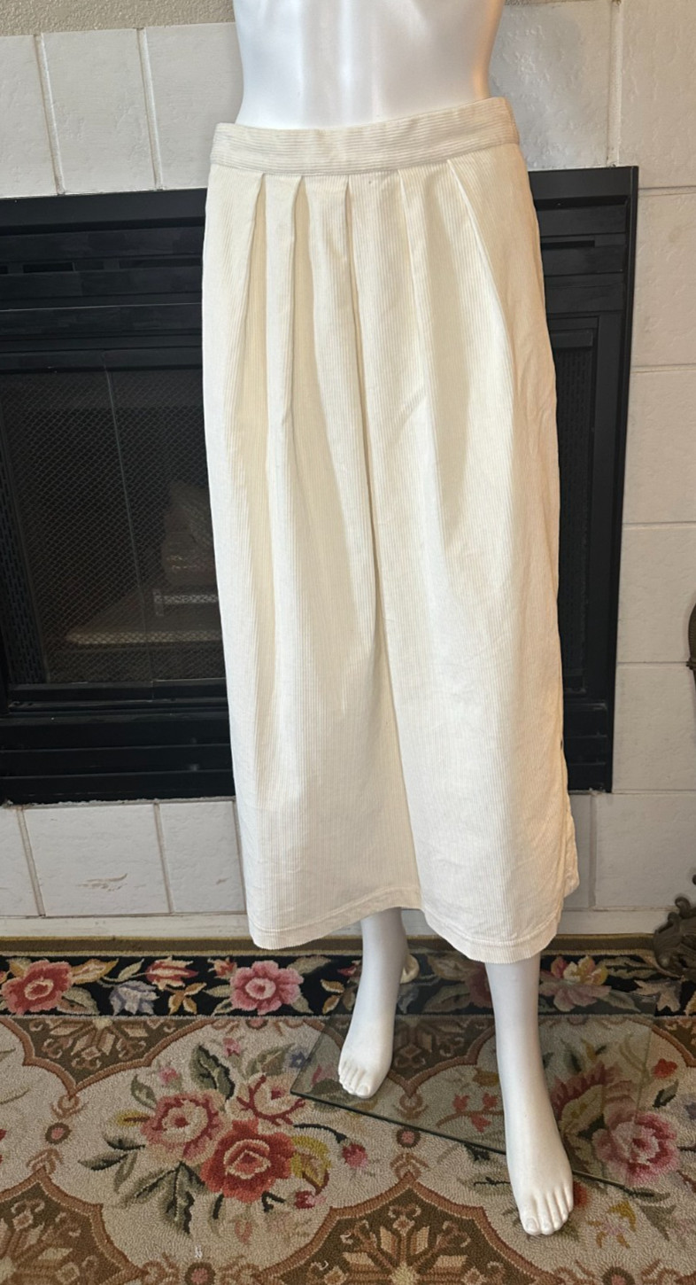 Vintage Calvin Klein Ivory Corduroy Straight Below Knee Skirt snap Slit