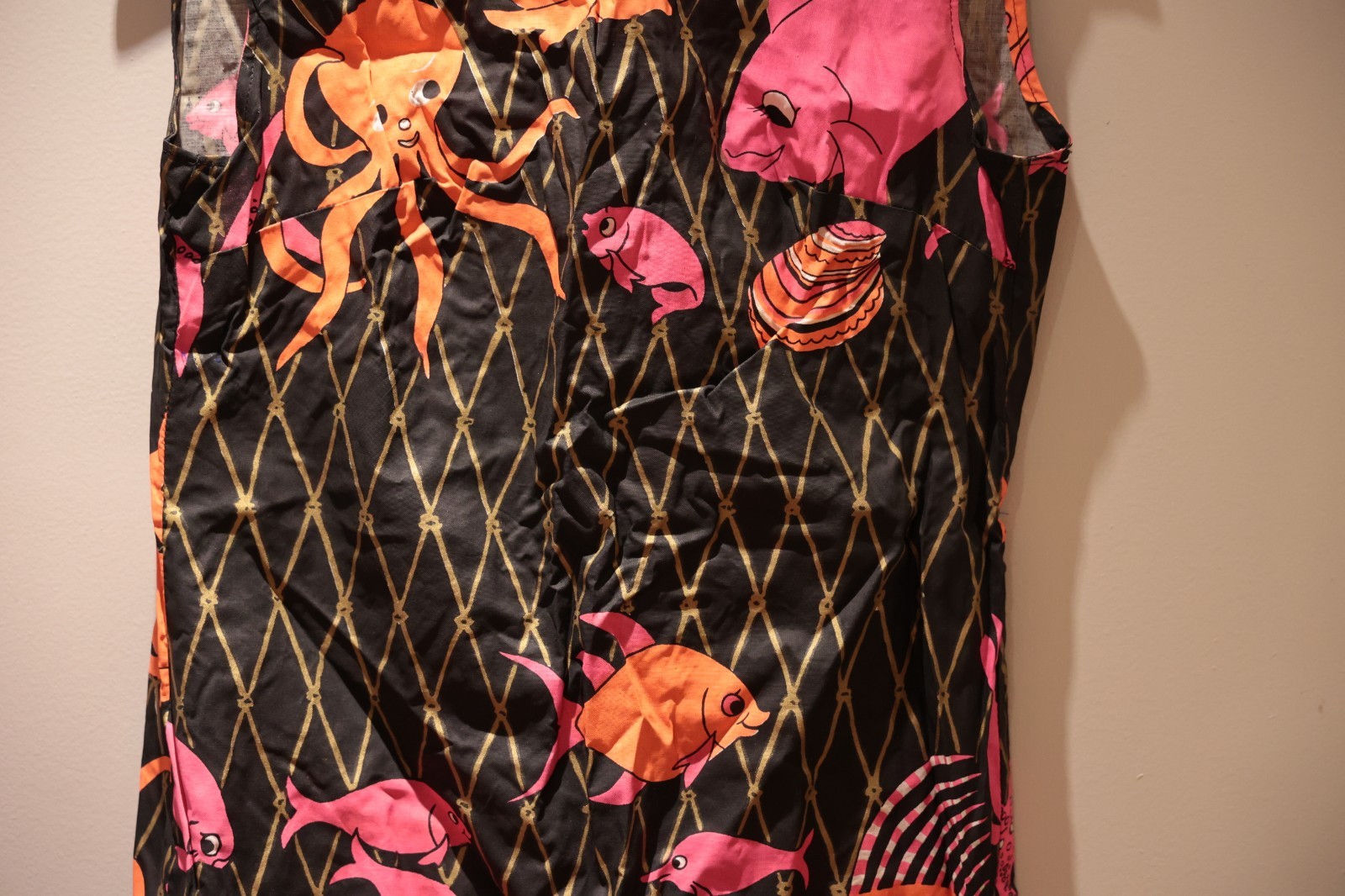 Vintage Sleeveless Dress Fish Octopus Sea Black Gold Pink Orange S/M *** RARE