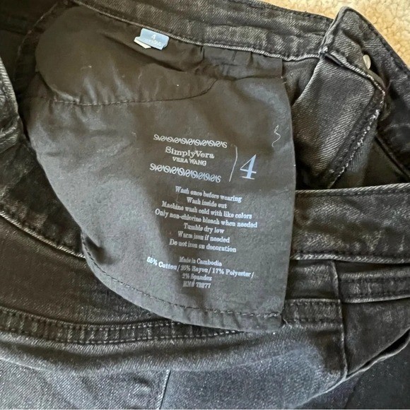 Simple Vera Wang Womens Pants sz 4 Mid-Rise Black Denim Jeans Casual Goth