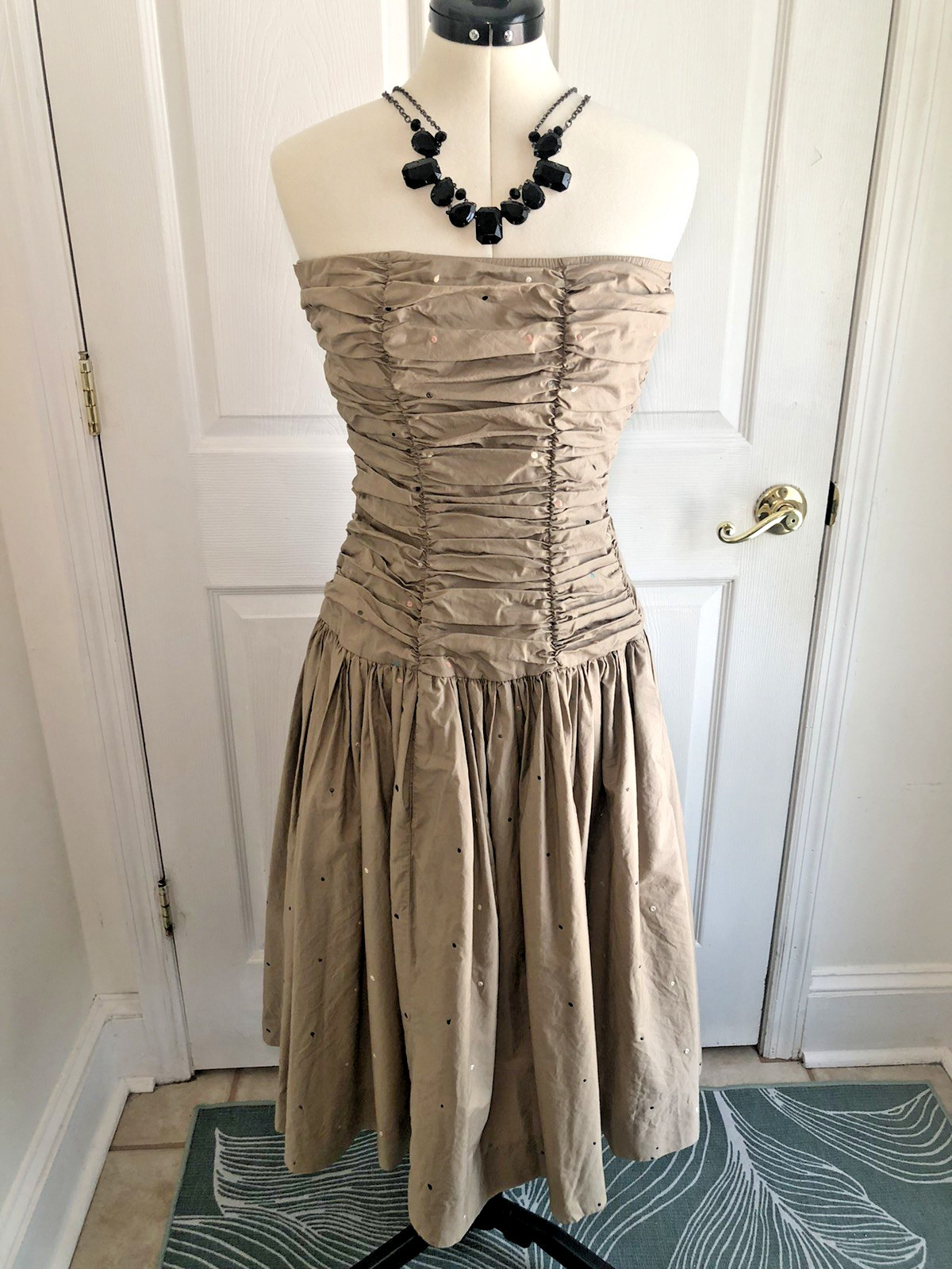 Vtg midi strapless dress sz SM ruched bodice drop waist polka dots 1980s