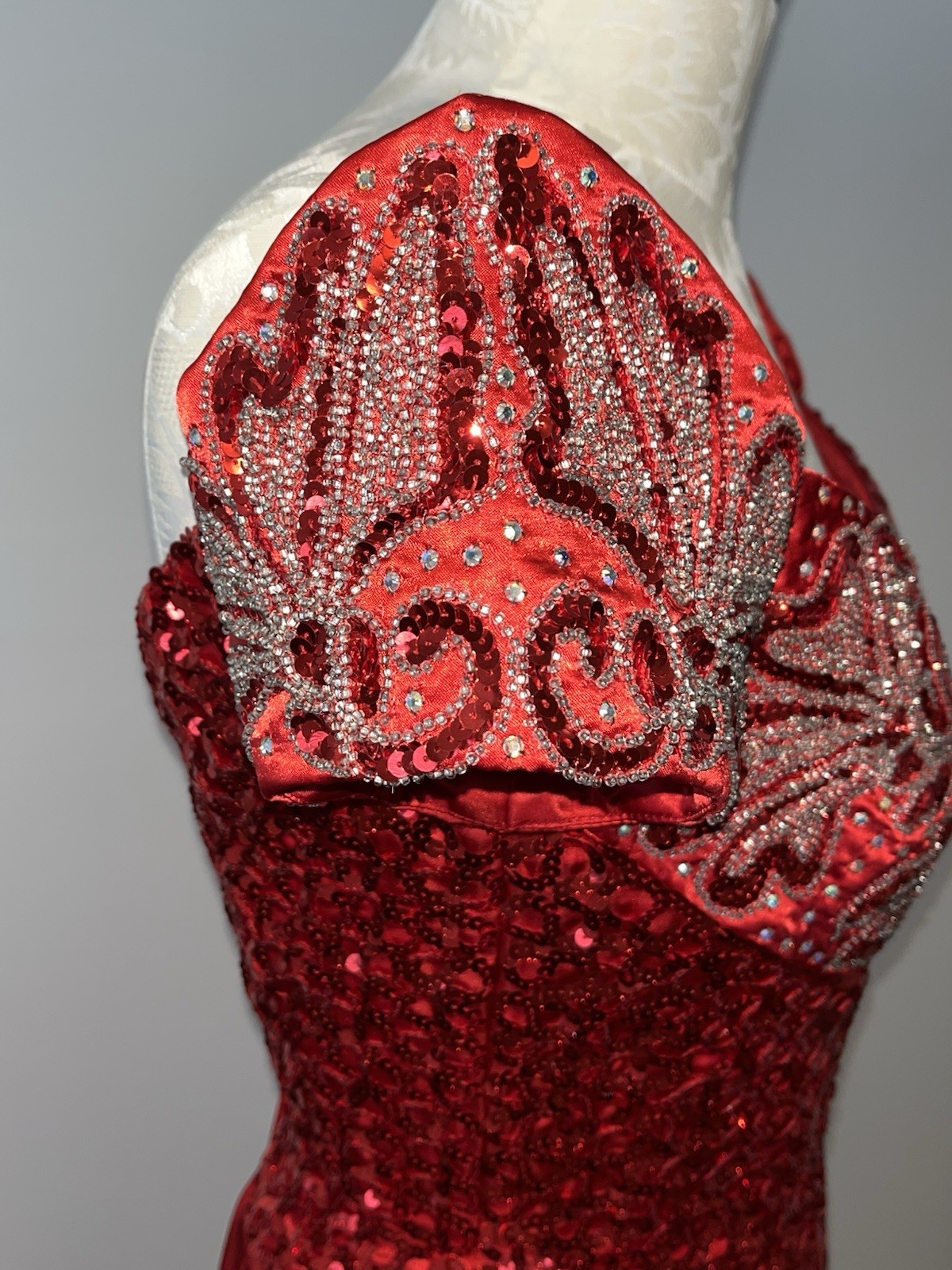 Vintage 80s Mike Benet Red Beaded Sequined Satin Formal Holiday Party Dress Sz 8