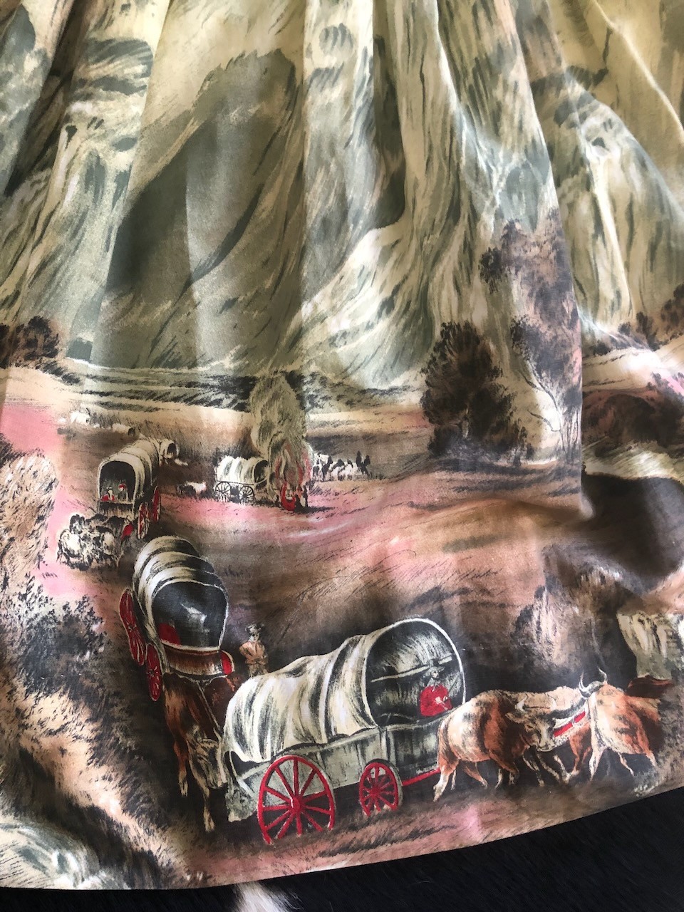 Vintage 1950s Novelty Western Pioneer Wagon Train Swing Circle Skirt Cotton XS