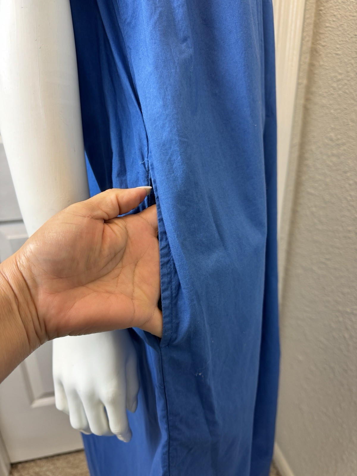 Whispers Vintage 100% Cotton With Side Pockets Blue Embroidery Dress Medium