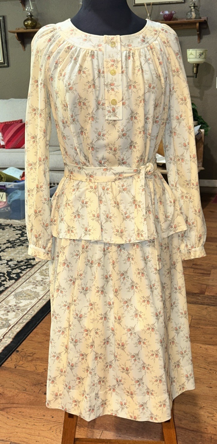 Vintage 70s Polyester Knit Two Piece Top Skirt Dress Set Medium Handmade