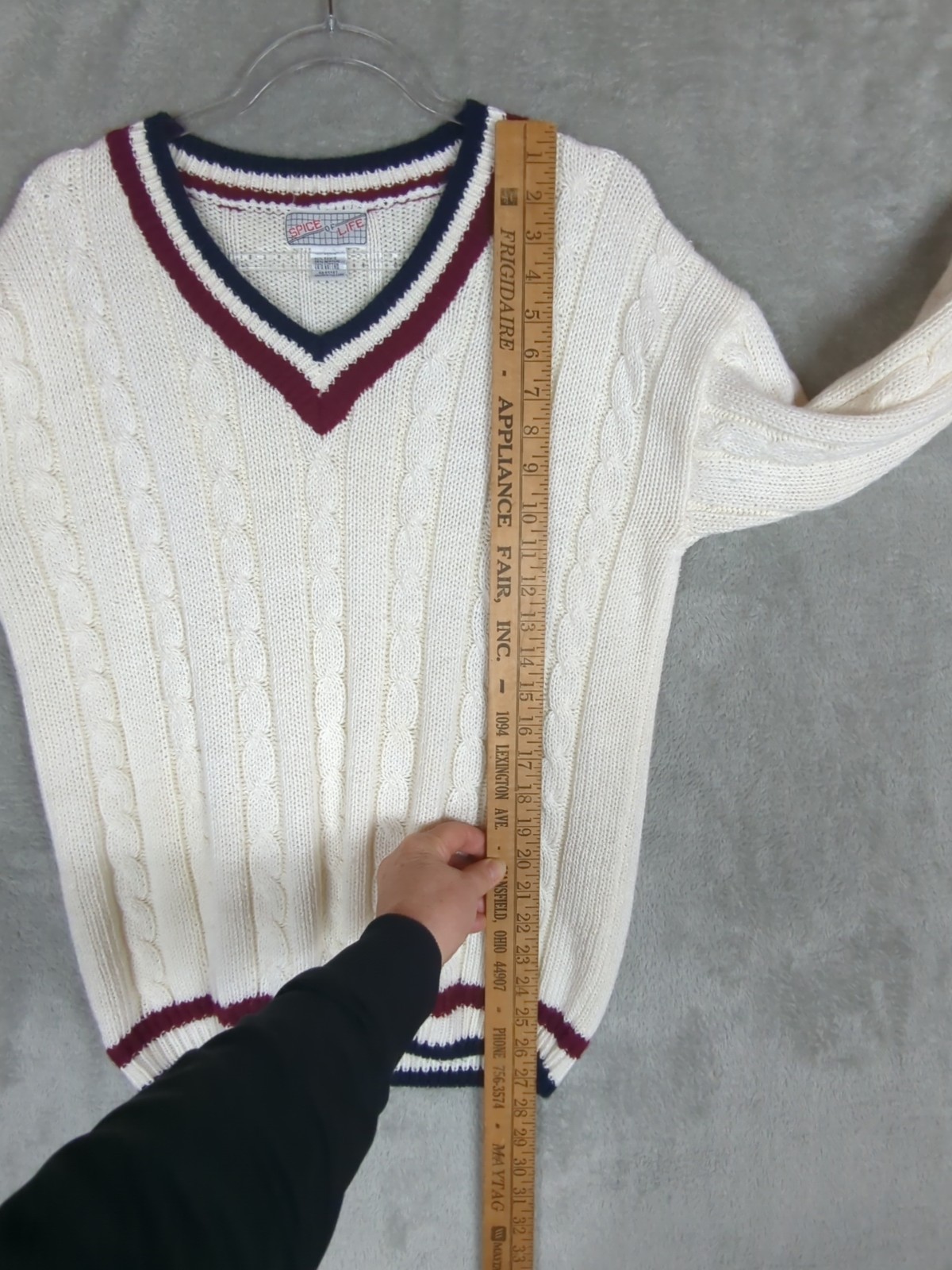Vintage Cricket Varsity Tennis Sweater Cable Knit V Neck Womens L Preppy