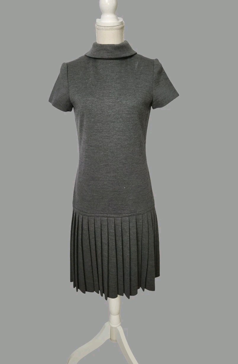 Vintage 60s Carlye Two Piece Pleated Dress Jacket Set Gray ILGWU
