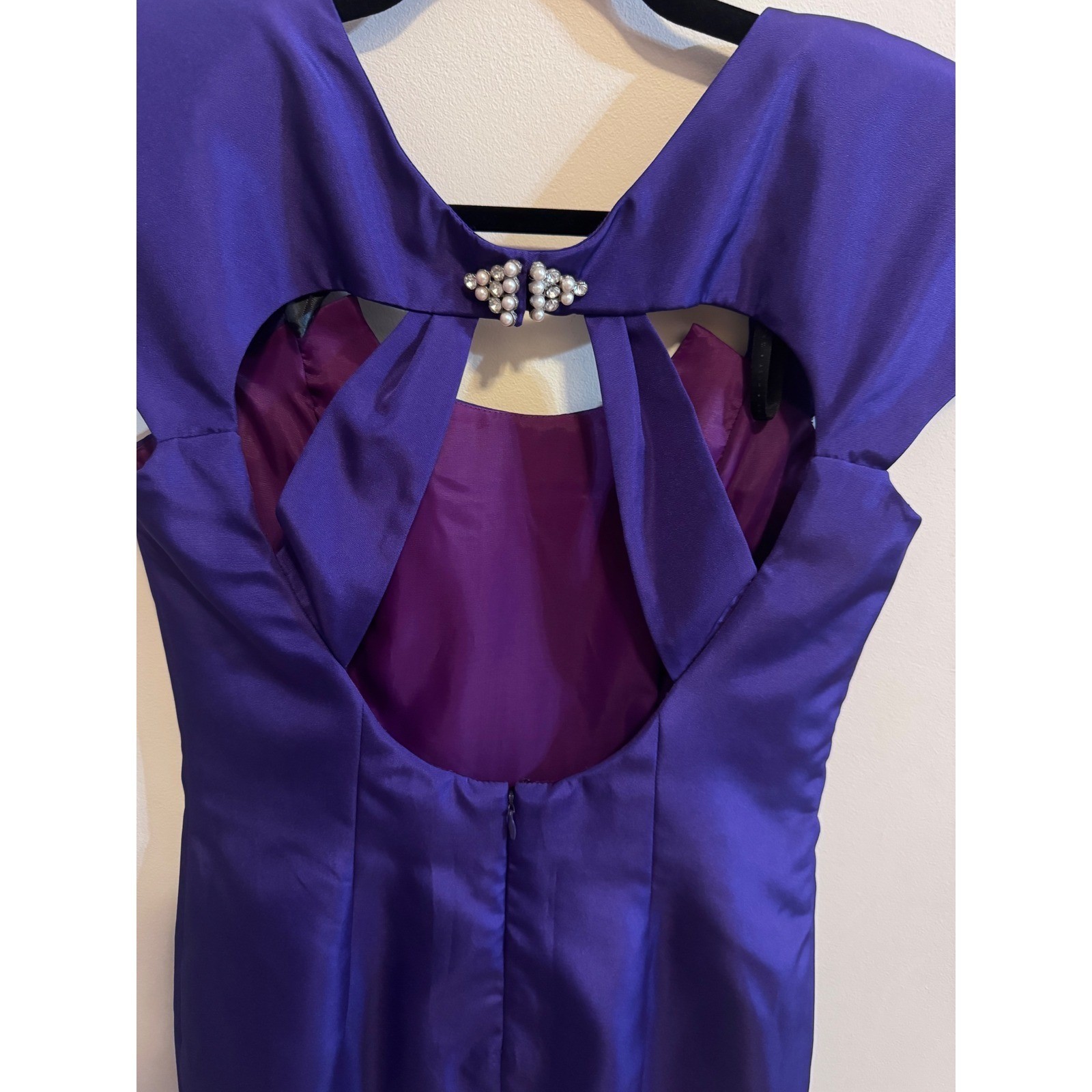 Vintage En Francais Huey Waltzer Purple Satin Cocktail Dress Pearl Detail Sz 8