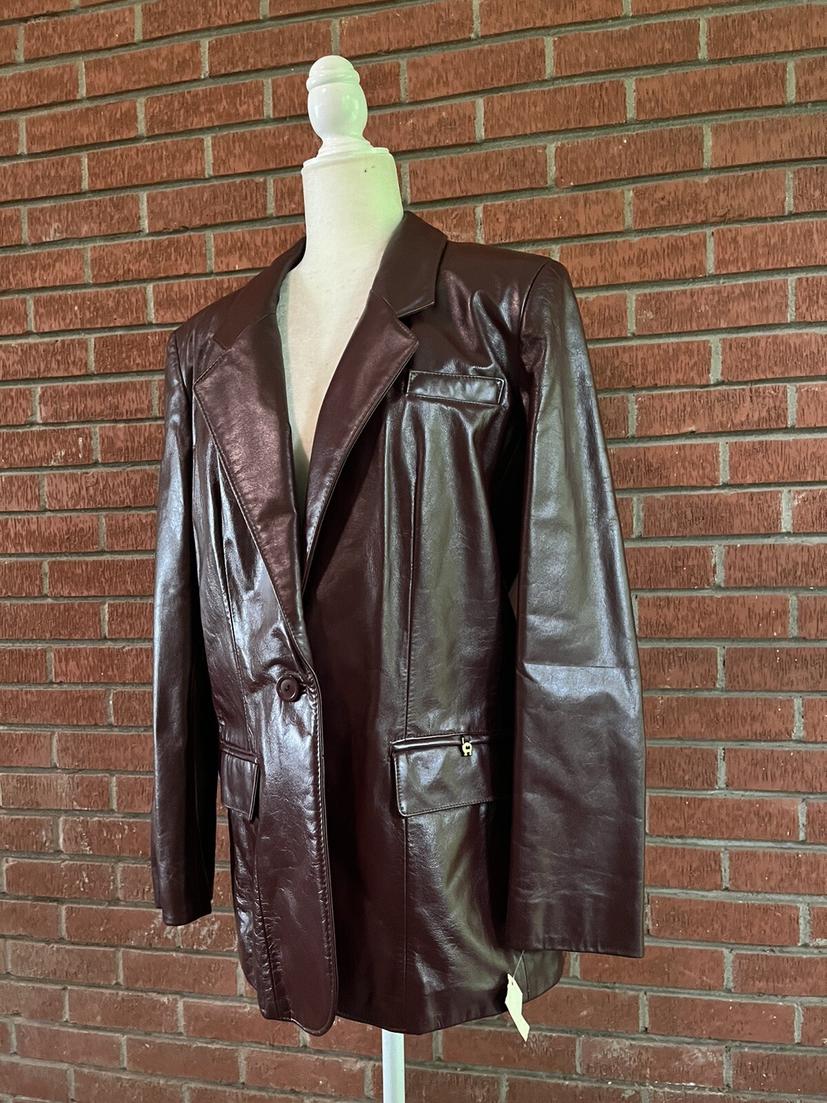 Etienne Aigner 1970s vintage burgundy/oxblood genuine leather jacket