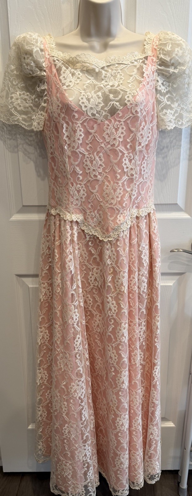 Vintage 80s Lace Pink Dress Puff Sleeve Long Handmade Romantic S/M