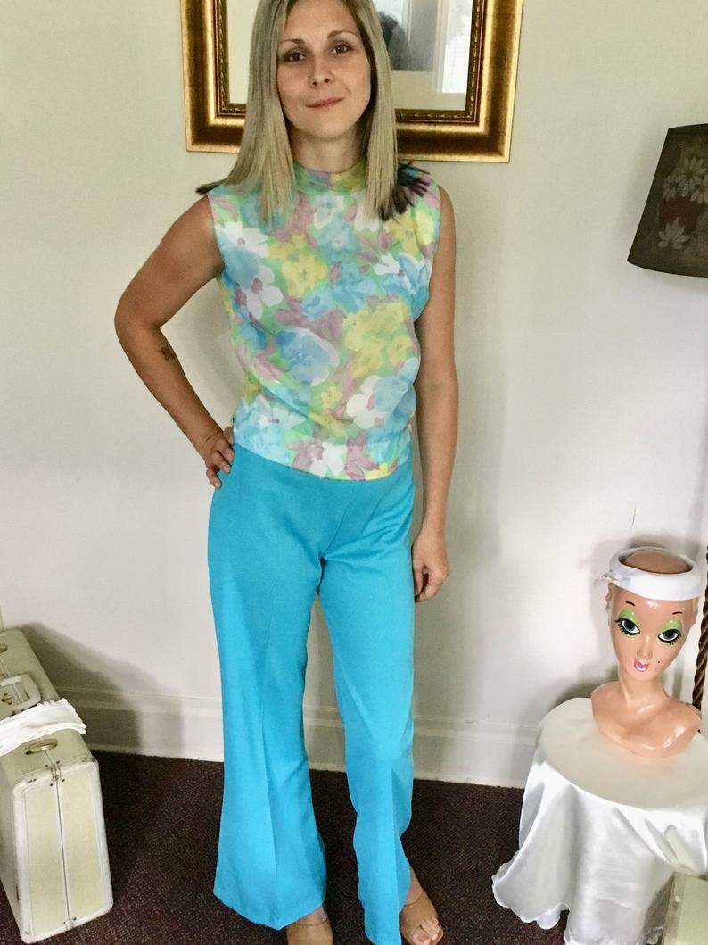 50’s Vintage Pastel Multi-Color Mod Sleeveless Back Button “Jane Holly” Blouse