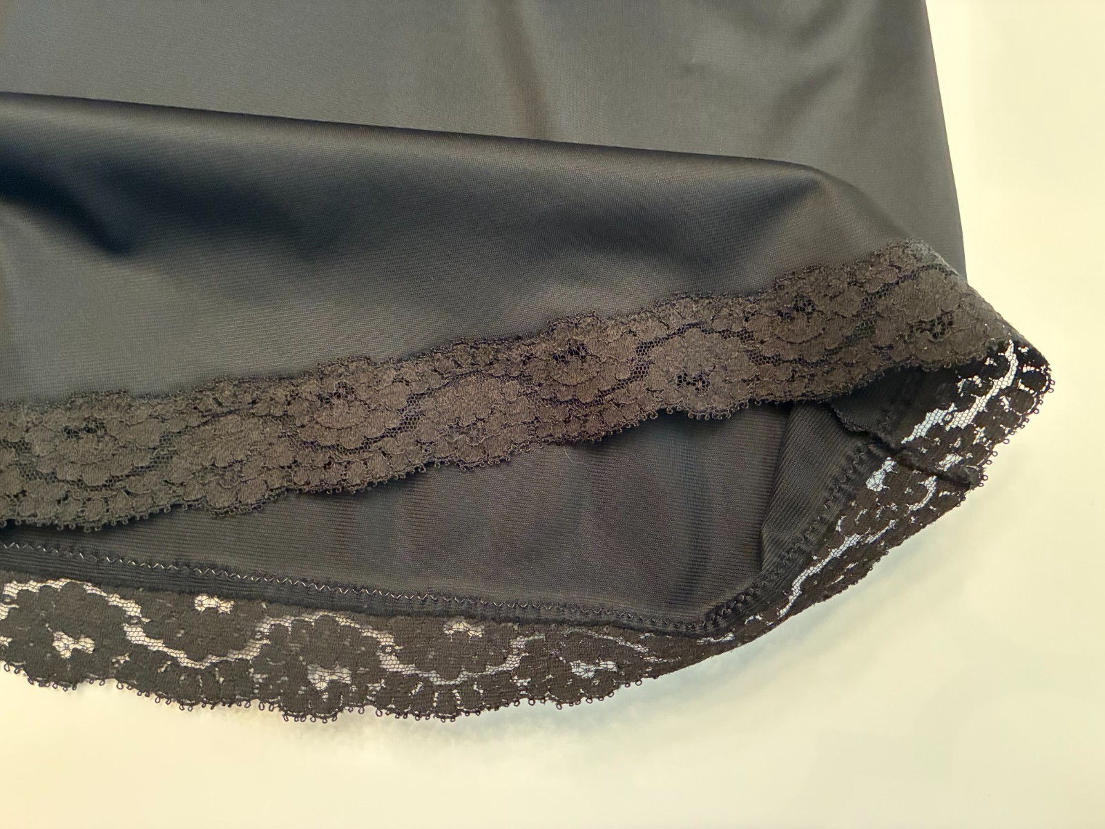 Vintage 60s JEAN VERNON FULL SLIP Size 4 / 34 Small Black Nylon Plunge Lace Goth