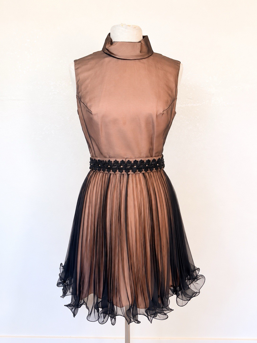 Vintage Mod 60s MCM Disco Retro Chiffon Accordion Pleated Hollywood Glam Dress