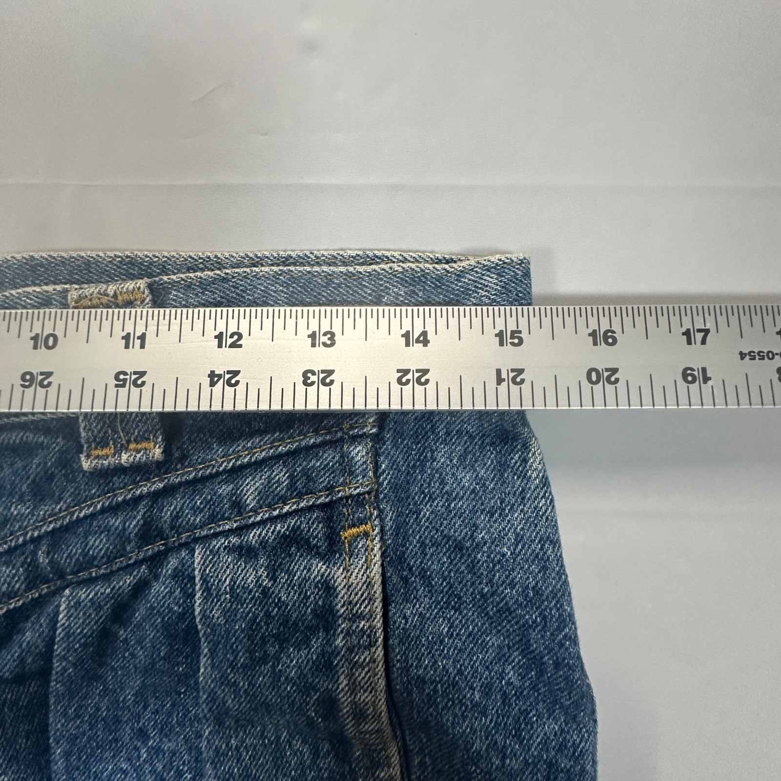 Vintage Lee High Waisted Pleated Mom Jeans Medium Wash Tapered Leg USA Made 16.5