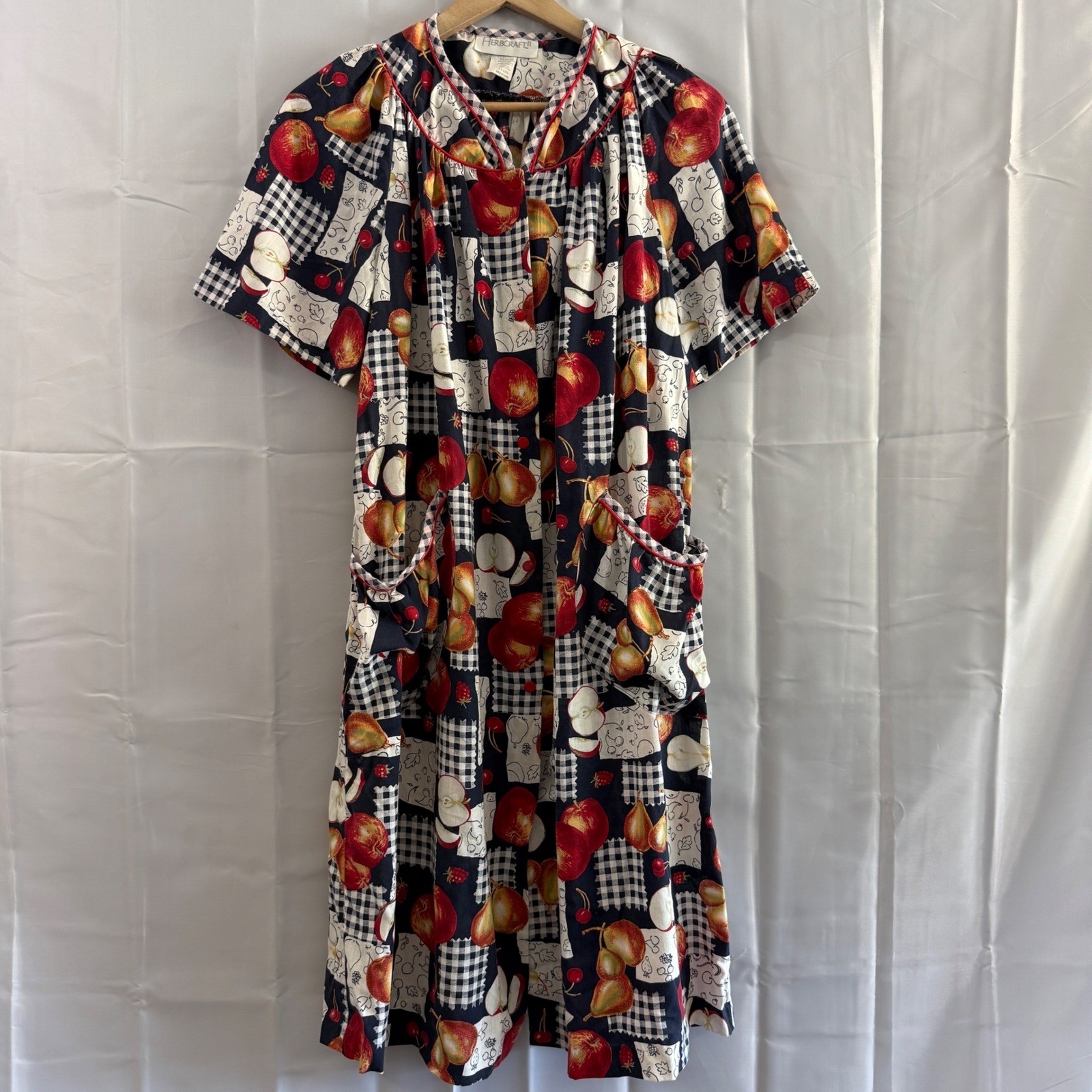 Herbcraft II Vintage Muumuu Fruit Gingham Housecoat Dress Snap Pockets M Grandma
