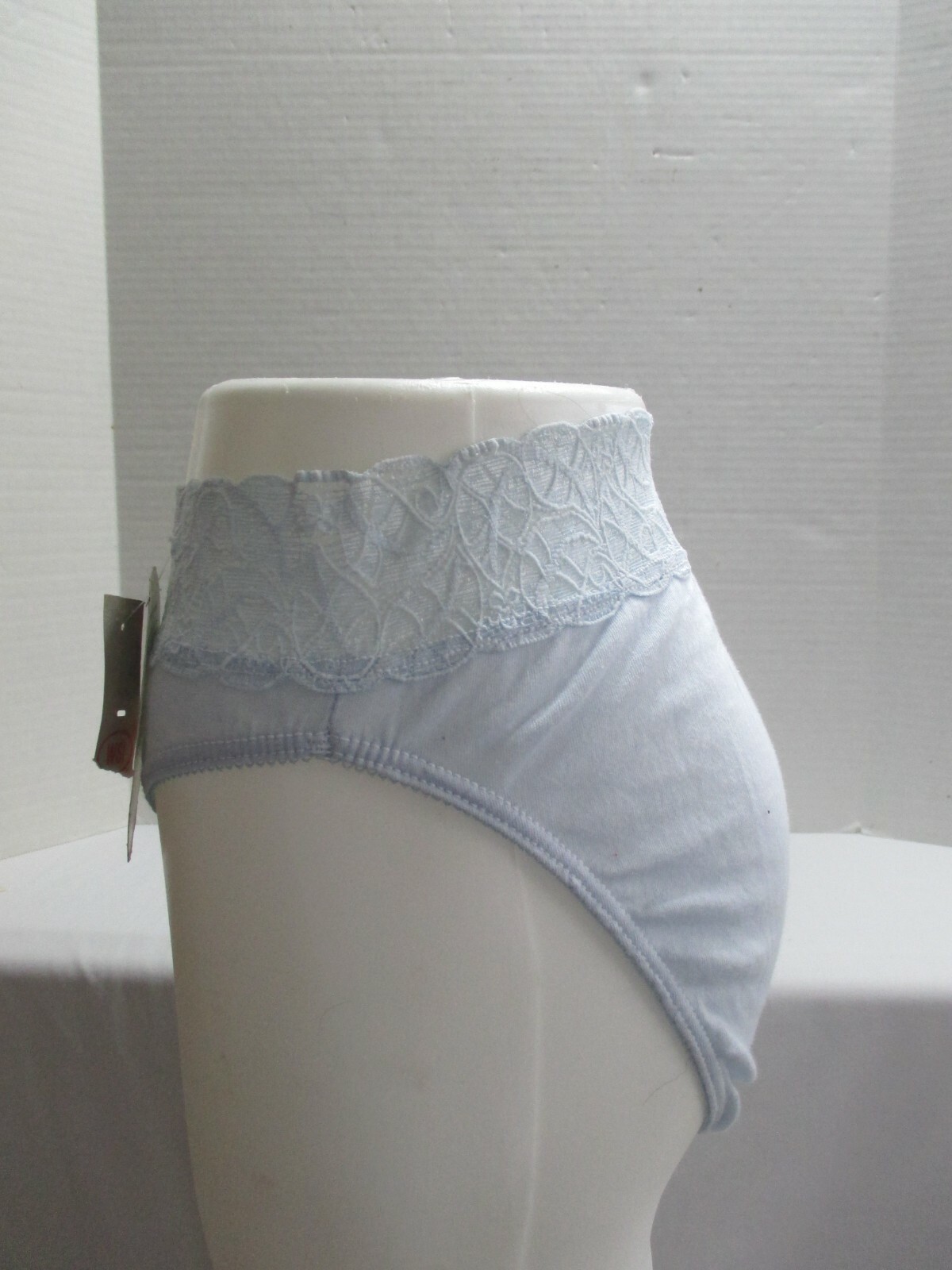 VINTAGE MYONNE HIGH CUT PANTY WITH 2 1/2″ LACE WAIST COTTON PANTIE BLUE SIZE 7