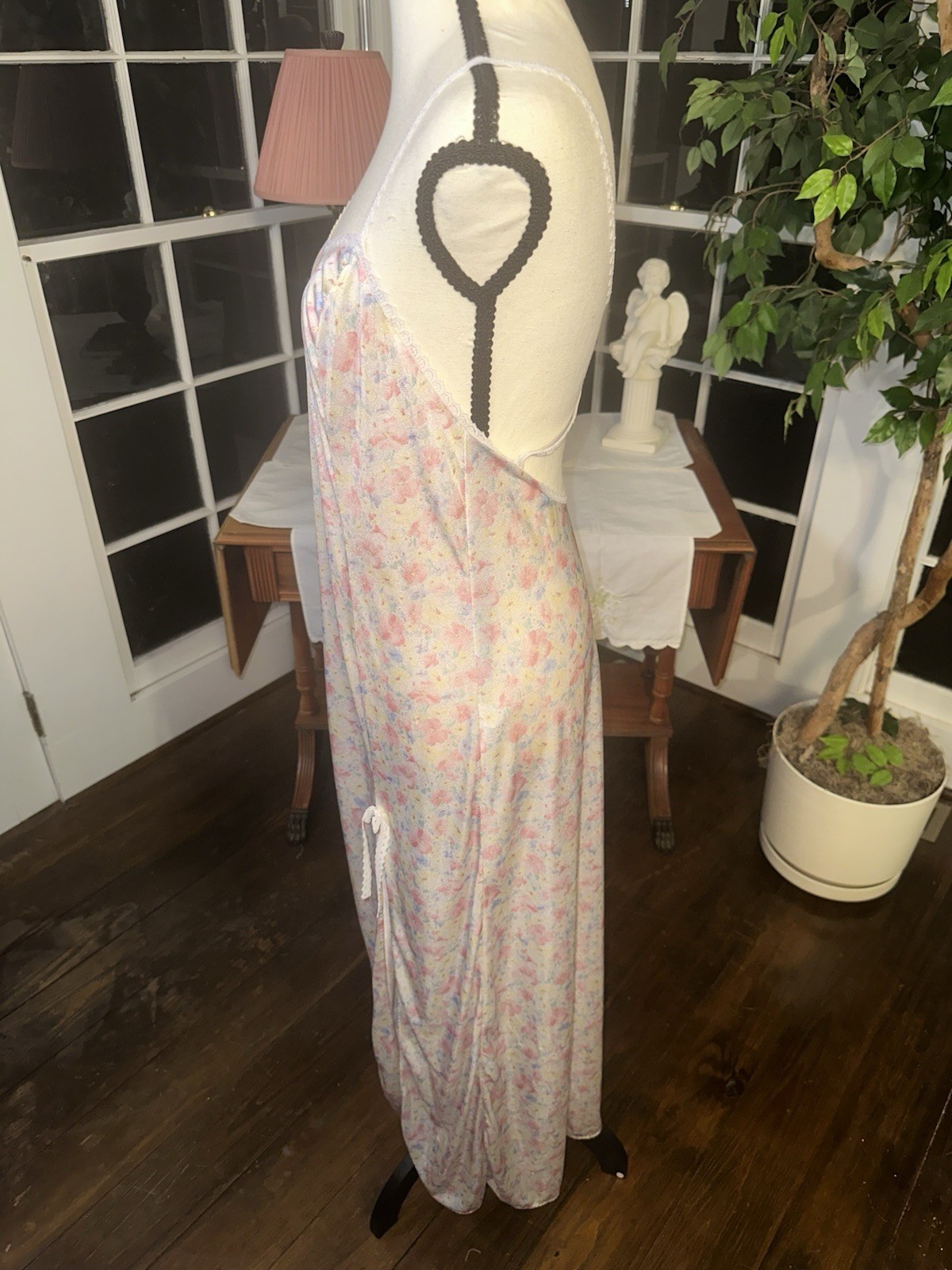 Vintage 80s Pastel Floral Maxi Nightgown Size Medium Retro Cottagecore Lingerie