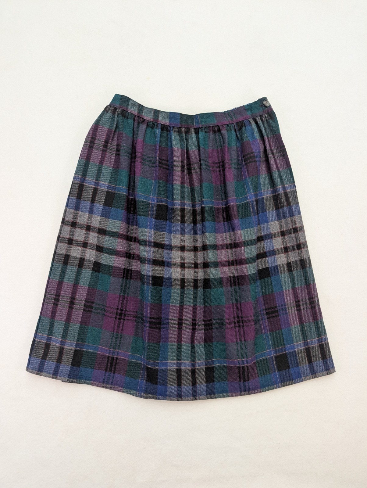 Vintage 70s Women’s Skirt Size 18 A-Line Midi Purple Green Plaid Wool Blend