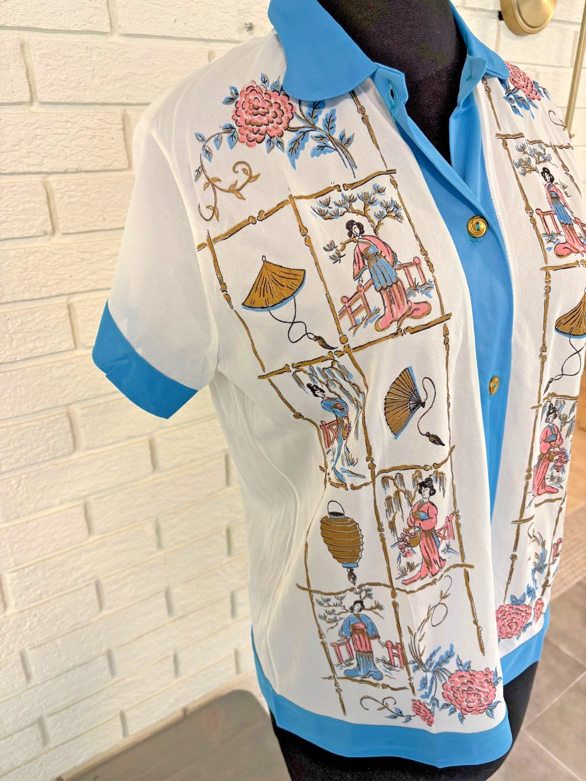 RARE VINTAGE Women Button Down Shirt – Wonderfit Avisco – Asian Inspired – MINT