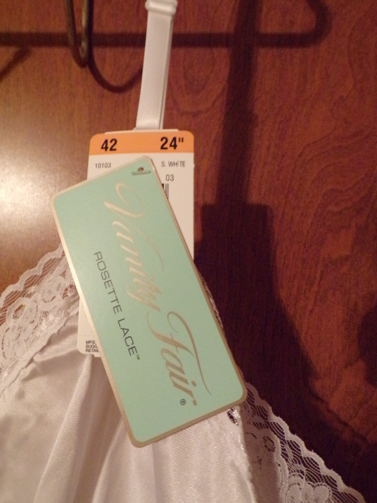 Vintage with Tags Vanity Fair DuPont Nylon Full Slip With Lace Size 24″ 42/48