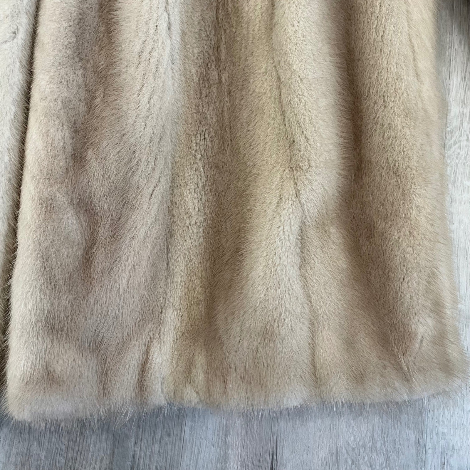 VTG EMBA Hope Natural Pale Blue Beige Mink Fur Coat Royal Quality Kreuzer Fur