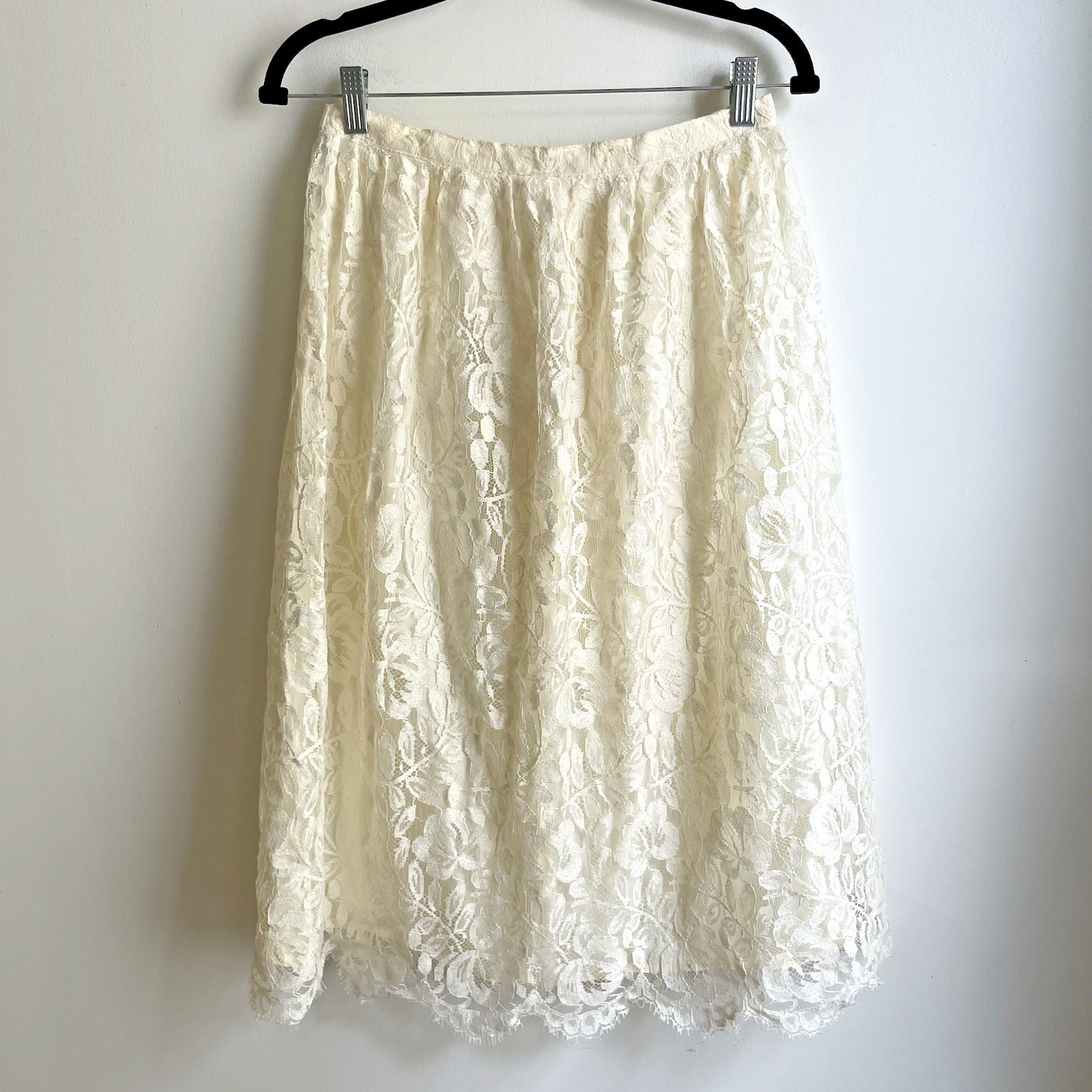 Vintage 70s Malbe Cream Lace Skirt A-Line Knee-Length ILGWU Coquette 27″ Small