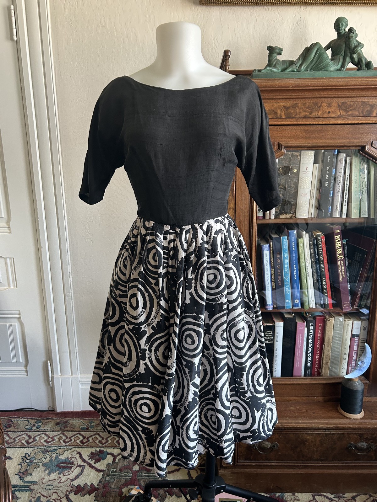 Vintage 1950s 100% Raw Silk Black & White Tea Dress-Boat Neck Fit Flare 27W Sm
