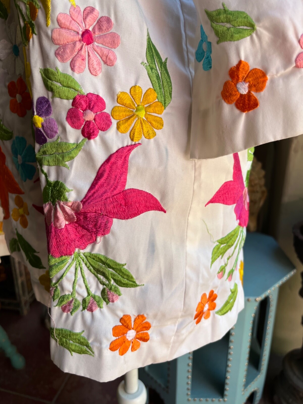 60s Jacket~Long Tunic Blouse~Embroidered Floral Hippie~Mandarin Collar~Size ML