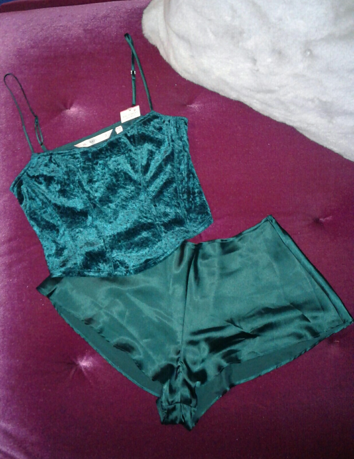 Vtg Victoria’s Secret Lingerie NWT Small Green Velvet Cami Satin Tap Short 90s