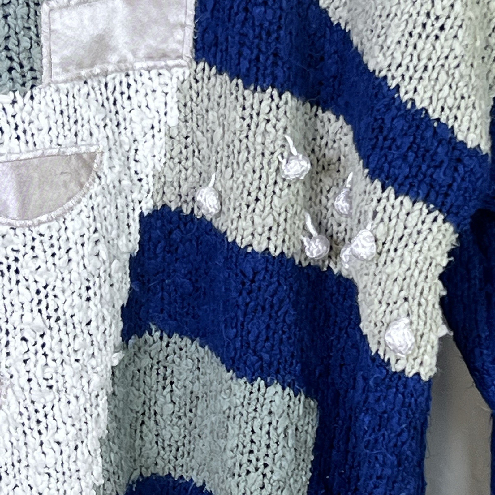 Vintage 80s IJW Mervyns Abstract Navy Creaam Knit Sweater Size Small