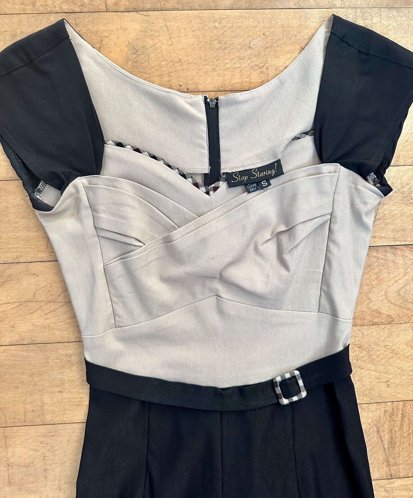 Retro Inspired „Stop Staring” Size Small 1940s Inspired Wiggle Dress