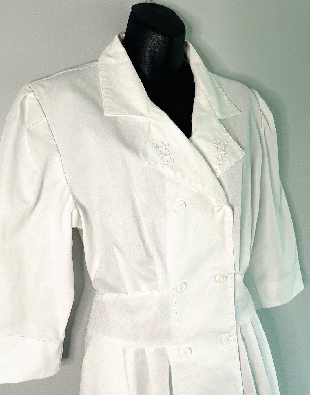Vintage Prima by Barco White Nurse Dress Uniform Double Breasted Buttons Sz L