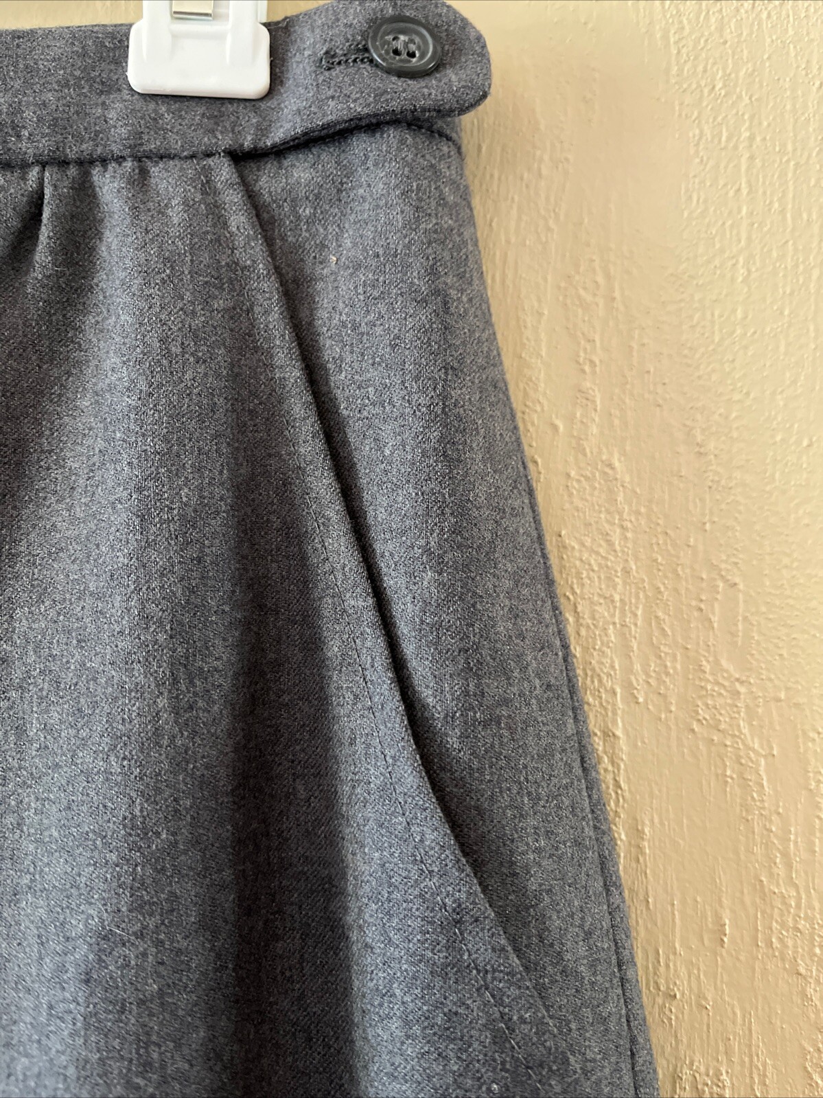 Vintage Charcoal Gray 100% Wool Skirt Suit Fully Lined Size 8 Circa 1980