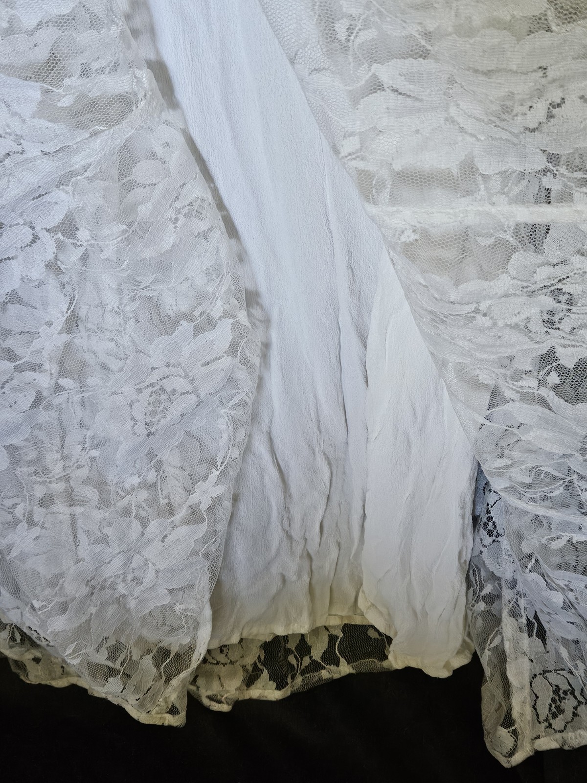 Vintage NOSTALGIA Ivory Off White Lace & Iridescent Beading Maxi Dress*Large