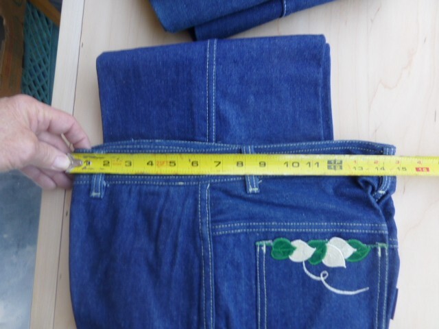 New, never washed Bon Bon size 15 woman’s blue jeans leaf pocket vintage qu b