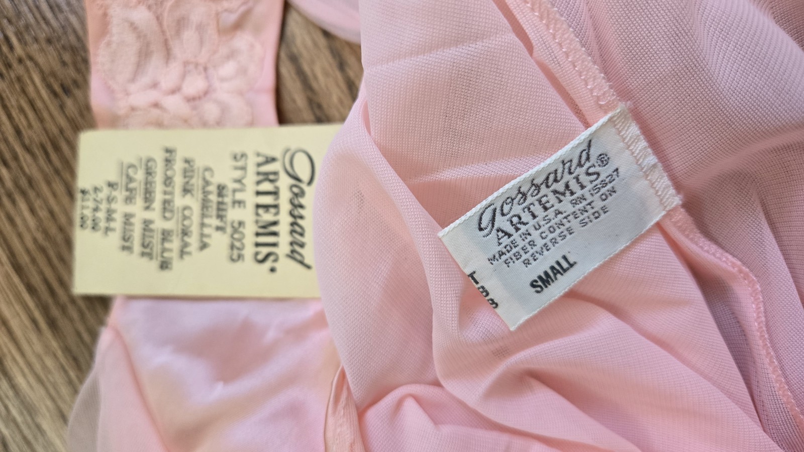 Vtg Gossard Artemis Coral Pink Chiffon Nylon Nightgown Size Small NWT NEW