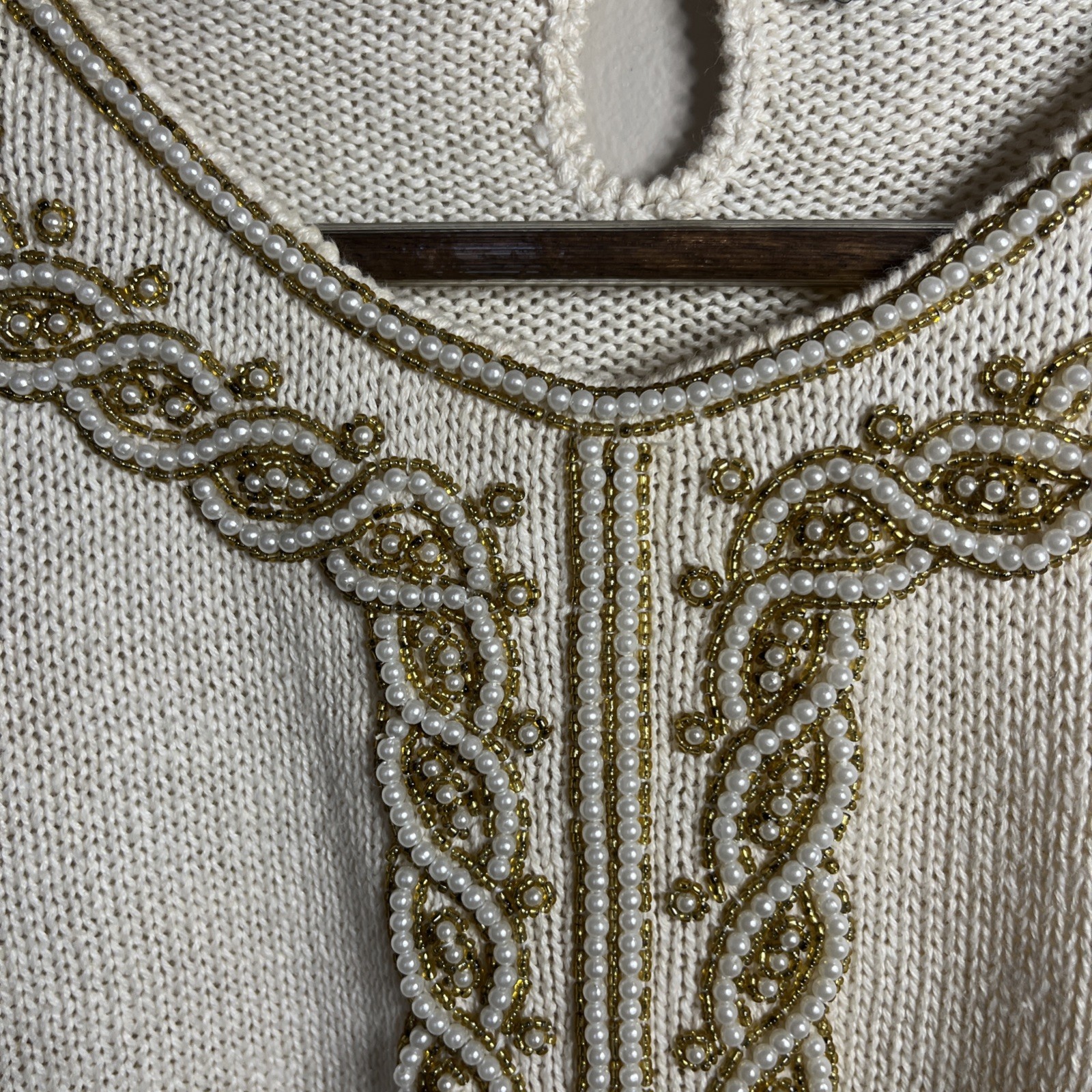 Victoria Harbour Vintage 80s Cream Pearl Embroidery Trim Sweater Large