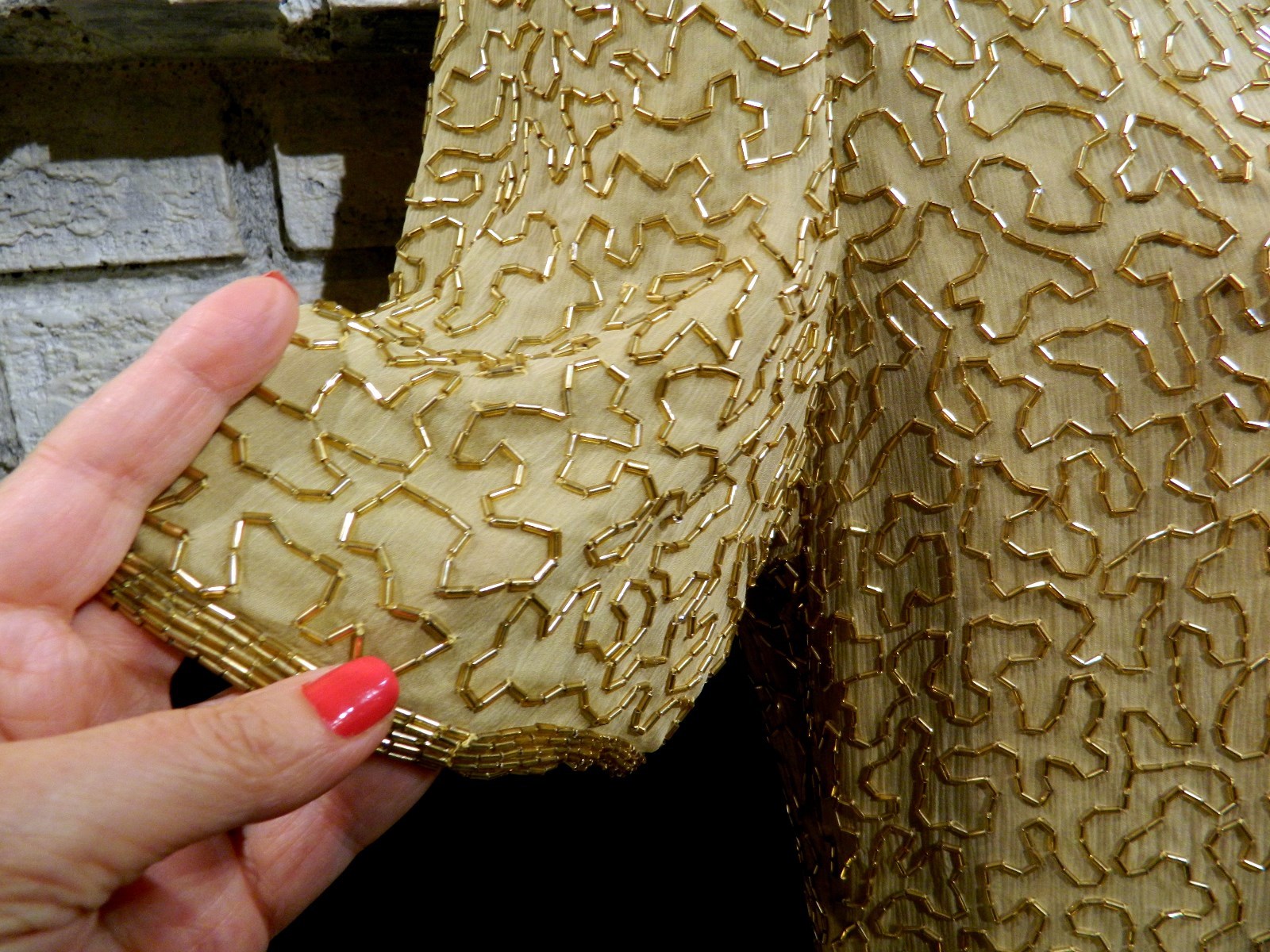 LAURENCE KAZAR VINTAGE DRESS GOLD SILK BEADED SZ Petite Large SHORT SLEEVE