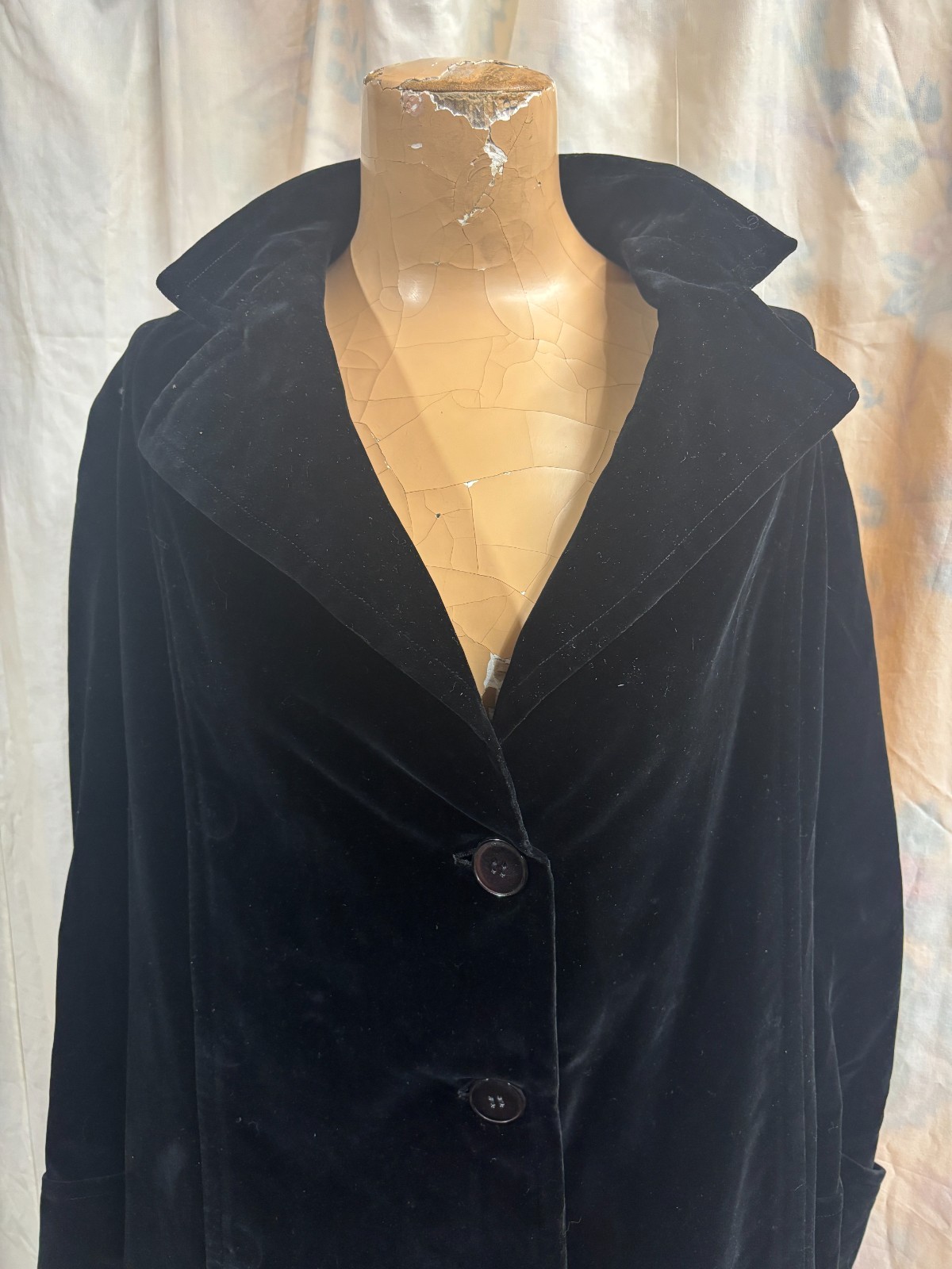 Classic Vintage Nordiska Kompaniet Black Velvet Women’s Evening Coat Sweden