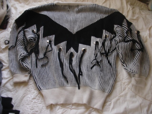 Cameo Rose womens large retro 80’s western fringe silver concho sweater