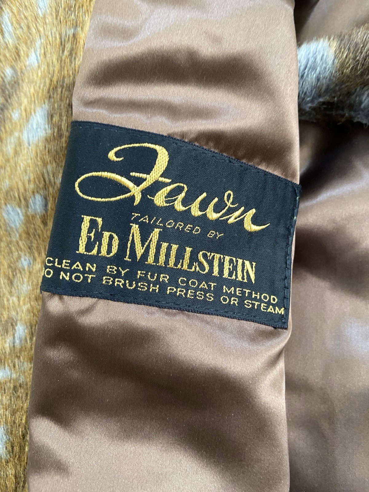 Vintage 1960s Ed Millstein Fawn Deer Print Animal Faux Fur Belted Overcoat S